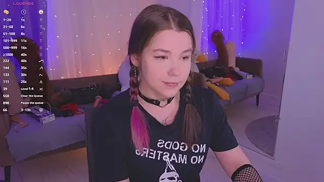 Mira Falls online show from March 25, 2026, 5:57 am