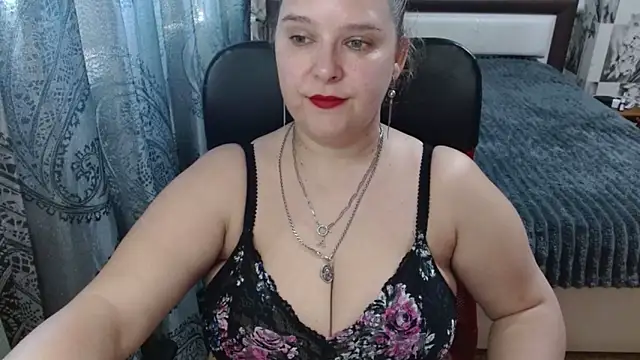 Boolochka online show from May 5, 2026, 11:07 am