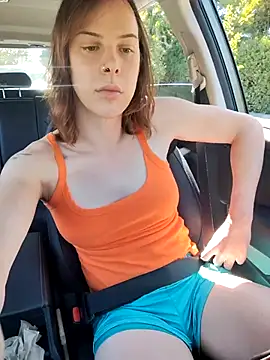 TsSnailGirl69 online show from September 22, 2025, 9:39 pm