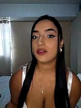 Shantal Lovee online show from April 29, 2026, 1:15 pm