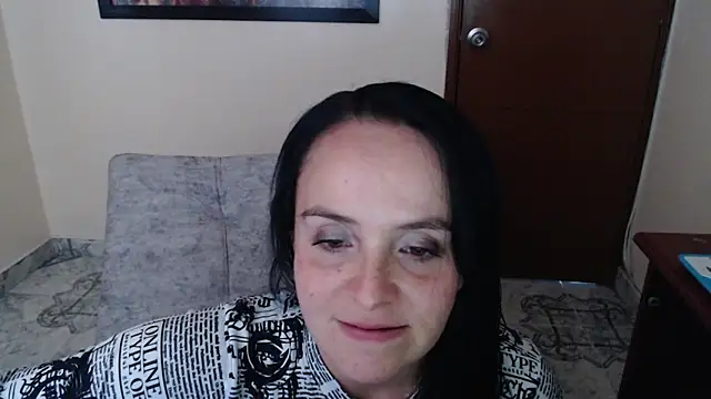 Snapshot of antara_hotgirl chatting on October 15, 2025, 7:47 pm antara hotgirl online show from October 15, 2025, 7:47 pm