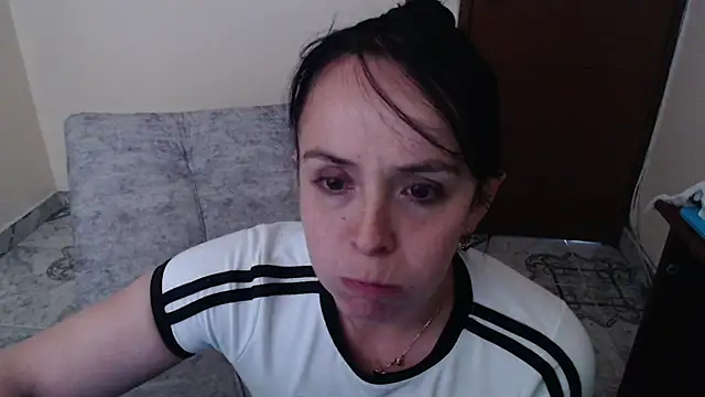 Snapshot of antara_hotgirl chatting on October 20, 2025, 9:15 pm antara hotgirl online show from October 20, 2025, 9:15 pm