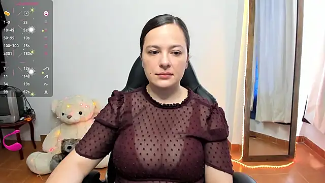 Snapshot of angelaagomez chatting on October 4, 2025, 5:00 pm angelaagomez online show from October 4, 2025, 5:00 pm