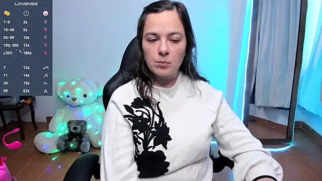 Snapshot of angelaagomez chatting on October 8, 2025, 9:45 pm angelaagomez online show from October 8, 2025, 9:45 pm