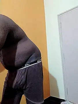 Indianguymohan online show from November 18, 2025, 4:44 pm