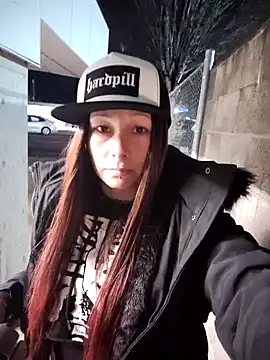 Snapshot of Babii_Nova chatting on December 16, 2024, 2:15 am Babii Nova online show from December 16, 2024, 2:15 am