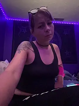 Snapshot of Babii_Nova chatting on October 11, 2025, 1:38 am Babii Nova online show from October 11, 2025, 1:38 am