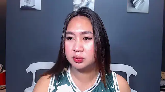 HOTTESTCANDYTS online show from December 24, 2024, 1:28 pm