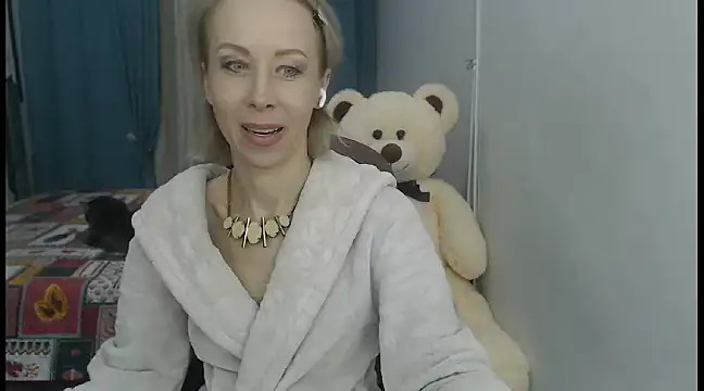 LuxuryNika online show from December 23, 2024, 2:50 pm