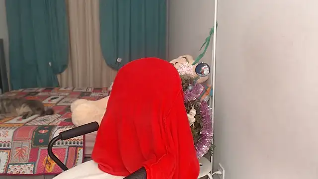 LuxuryNika online show from January 2, 2025, 2:24 pm