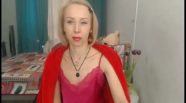 LuxuryNika online show from March 18, 2025, 2:37 pm