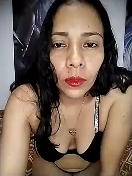 Bootycallhot online show from May 7, 2026, 2:44 pm