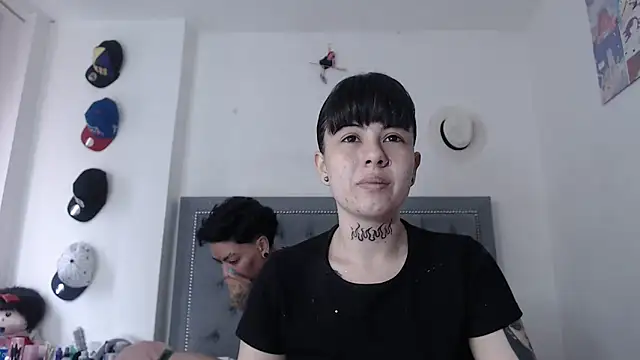 dulce maria x online show from October 7, 2025, 12:35 pm