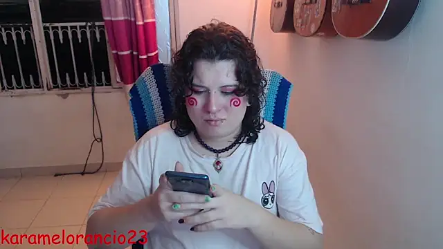 Snapshot of Smoke_trip_Alicia chatting on September 26, 2025, 4:49 am Smoke trip Alicia online show from September 26, 2025, 4:49 am