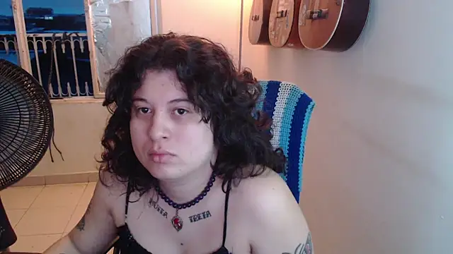 Smoke trip Alicia online show from January 12, 2026, 11:04 am