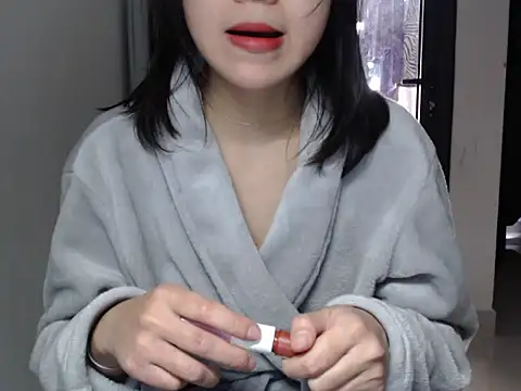 Snapshot of Bigg_Pussyy_Catt chatting on January 13, 2025, 5:44 am Bigg Pussyy Catt online show from January 13, 2025, 5:44 am