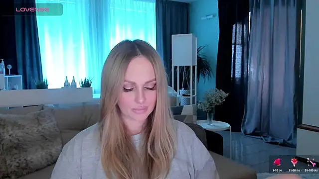 Libby Nora online show from February 21, 2025, 12:39 pm
