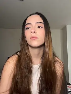 swrennn19 online show from December 17, 2024, 7:04 pm