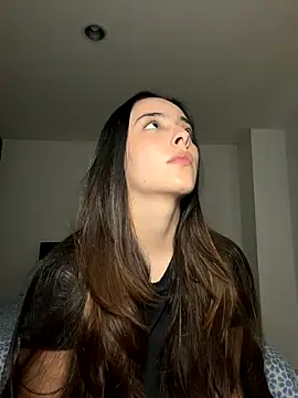 swrennn19 online show from November 3, 2025, 7:04 pm