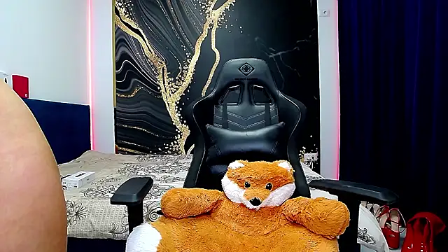 FlirtDeea online show from February 24, 2026, 8:07 pm