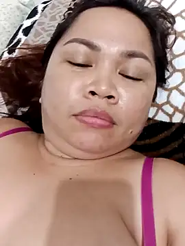 XXLorie 02 online show from February 1, 2025, 11:32 am