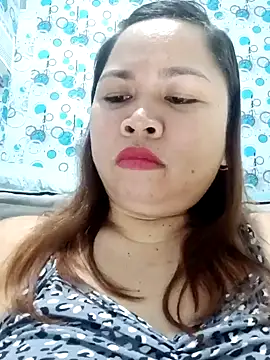 XXLorie 02 online show from February 14, 2025, 11:53 am