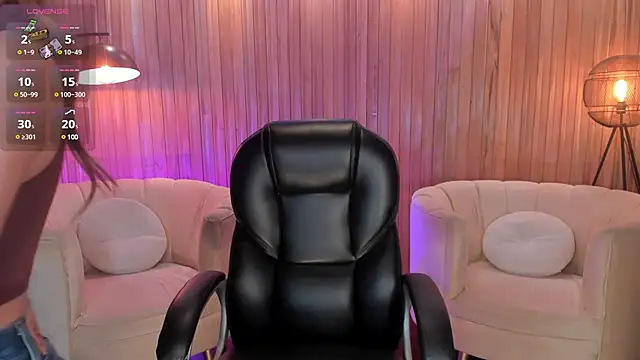 Snapshot of AmyDavis_ chatting on December 6, 2024, 2:13 am AmyDavis online show from December 6, 2024, 2:13 am