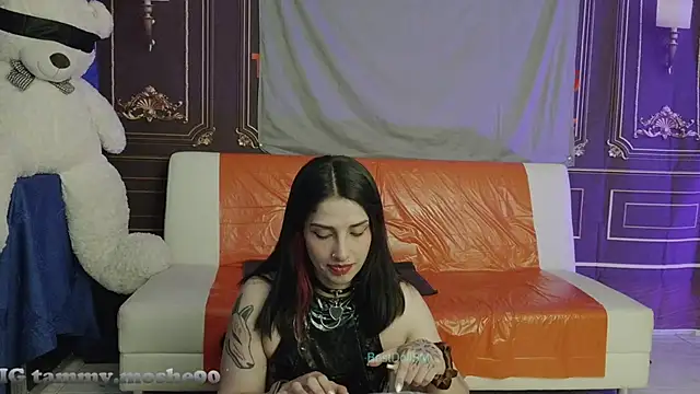 Snapshot of Best_DollSM chatting on April 6, 2026, 6:53 pm Best DollSM online show from April 6, 2026, 6:53 pm
