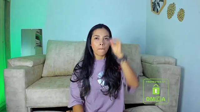 Snapshot of k4y_lover chatting on October 15, 2025, 12:33 am k4y lover online show from October 15, 2025, 12:33 am