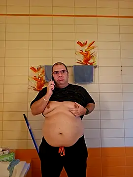 Andrew1900529 online show from September 29, 2025, 7:13 am