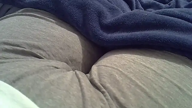 Snapshot of perescam chatting on October 10, 2025, 6:29 pm perescam online show from October 10, 2025, 6:29 pm