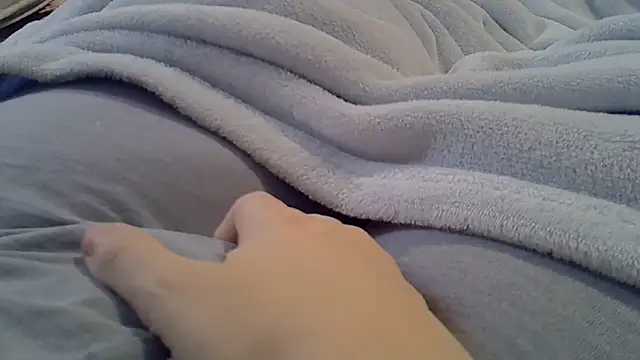 Snapshot of perescam chatting on October 13, 2025, 4:51 pm perescam online show from October 13, 2025, 4:51 pm