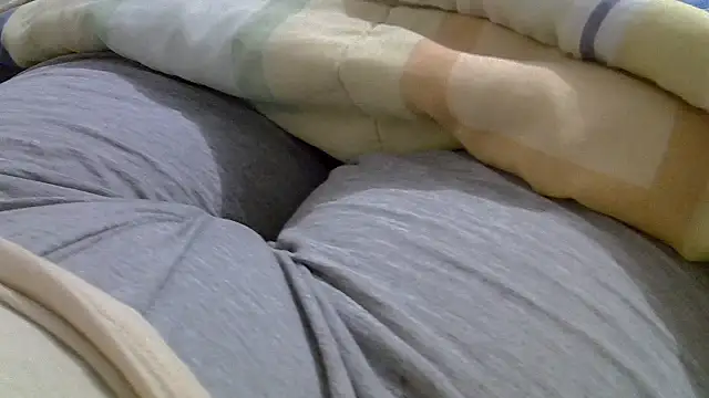 Snapshot of perescam chatting on October 26, 2025, 2:39 am perescam online show from October 26, 2025, 2:39 am