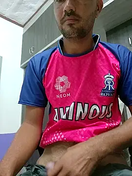 HotBoyOm online show from September 22, 2025, 5:31 am