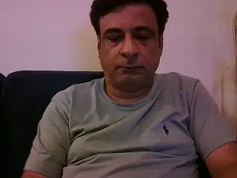 desipapaxxx online show from February 25, 2025, 6:20 pm