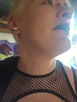 PinkTheHawk online show from October 25, 2025, 1:46 am