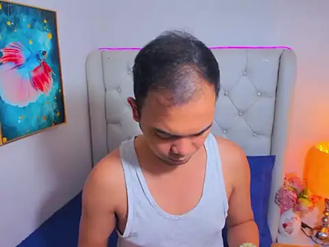 AsianZero online show from May 7, 2026, 5:51 pm