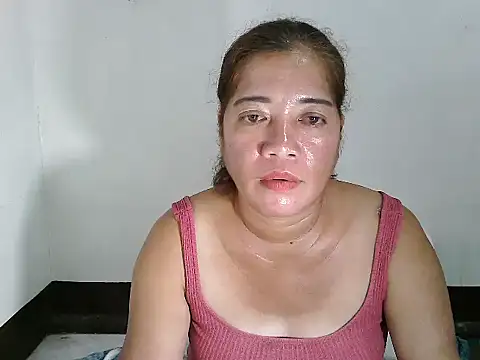 wethornypussy4u online show from January 22, 2025, 1:53 pm