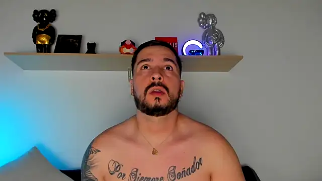 camilo restrepo21 online show from December 27, 2024, 12:07 am