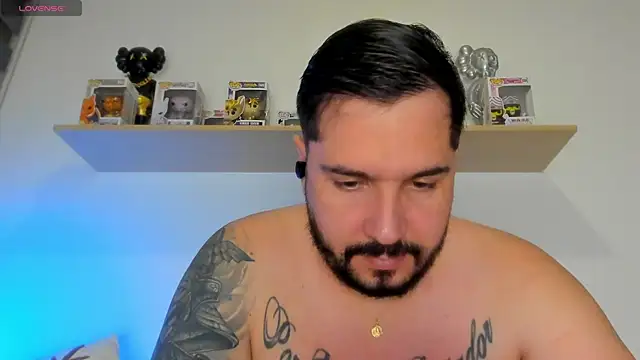 camilo restrepo21 online show from August 5, 2026, 12:35 am