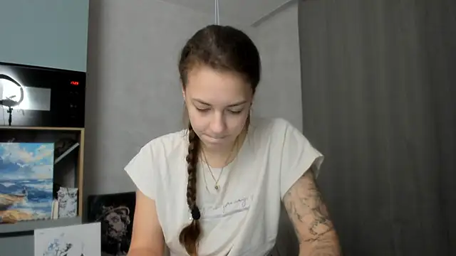 why again me online show from December 3, 2025, 2:26 pm