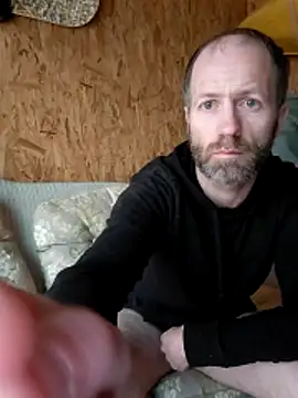 Snapshot of Cooking_Cristal chatting on April 1, 2026, 4:48 pm Cooking Cristal online show from April 1, 2026, 4:48 pm