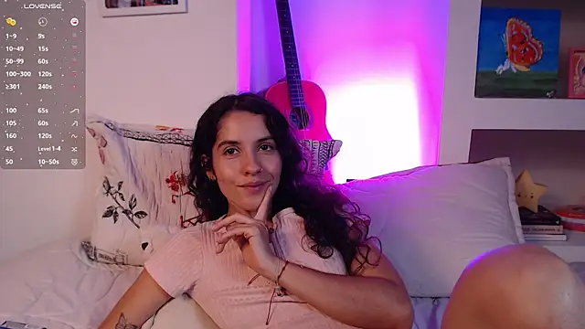 Snapshot of lailypink chatting on April 27, 2026, 4:43 am lailypink online show from April 27, 2026, 4:43 am