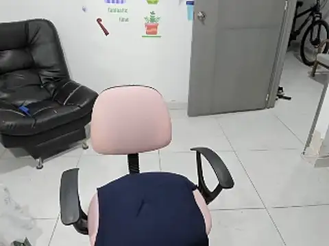 Snapshot of nicoledavis chatting on February 7, 2025, 3:45 am nicoledavis online show from February 7, 2025, 3:45 am