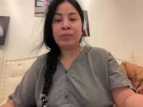 Tightwetholesxx online show from March 31, 2026, 2:35 am