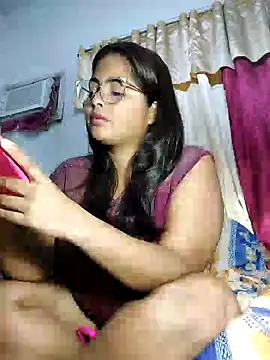 Snapshot of missmelissa_ chatting on December 11, 2024, 9:19 am missmelissa  online show from December 11, 2024, 9:19 am