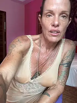 mommyselenafit  online show from February 19, 2026, 6:42 am