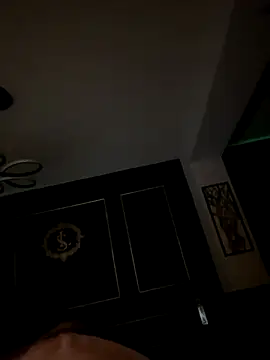 Snapshot of IrisBlues chatting on September 24, 2025, 4:21 pm IrisBlues online show from September 24, 2025, 4:21 pm