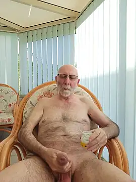 briochin online show from June 13, 2026, 6:39 pm