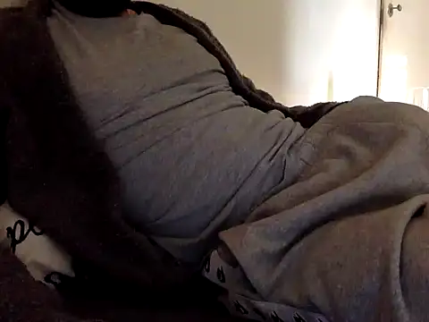 BADGUY2021 online show from January 17, 2026, 7:13 am